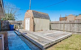 Charming 3 Bedroom Home  in Texas City, TX (Photo 12 of 12)