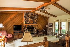 3101 Sundown Ct, Green Bay, Wi 54313 in Green Bay, WI (Photo 3 of 10)