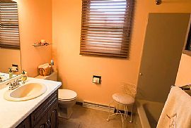 3101 Sundown Ct, Green Bay, Wi 54313 in Green Bay, WI (Photo 9 of 10)