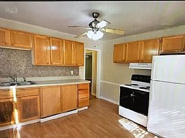 Conducive 2bedroom with Maximum Security  in Havelock, NC (Photo 2 of 4)