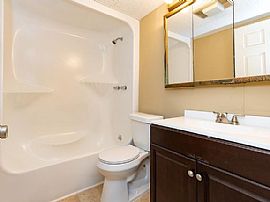 Charming 3bedroom with 1bathroom Home For You  in Birmingham, AL (Photo 4 of 4)