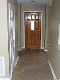 Quick Access to Louisville, Shepherdsville E-Town, and Ft Knox in Shepherdsville, KY (Photo 3 of 12)