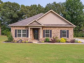 241 Dinner Tree Sq, Huntsville, Al 35811 in Huntsville, AL