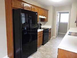 6606 Memory Ln, Trussville, Al 35173 in Trussville, AL (Photo 3 of 6)