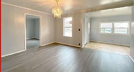 331 Oak Dr, Mobile, Al 36617 in Mobile, AL (Photo 3 of 10)