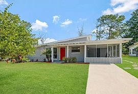 2129 Fouraker Rd, Jacksonville, Fl 32210 in Jacksonville, FL