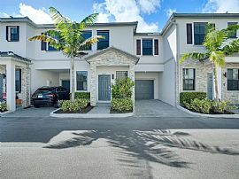 2839 Sw 16th Ter, Ft Lauderdale, Fl 33315 in Fort Lauderdale, FL