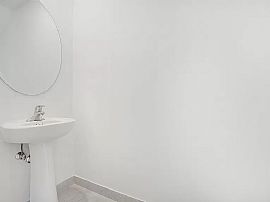 2839 Sw 16th Ter, Ft Lauderdale, Fl 33315 in Fort Lauderdale, FL (Photo 6 of 10)