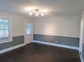Nice 2bedroom and 1bathroom Home For Your Satisfaction  in Greenville, SC (Photo 2 of 5)