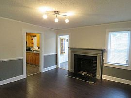 Nice 2bedroom and 1bathroom Home For Your Satisfaction  in Greenville, SC (Photo 3 of 5)