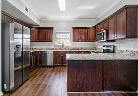 1237 Glenstone Pl, Moody, Al 35004 in Moody, AL (Photo 4 of 12)