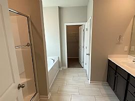 14980 Westmeade Ln, Athens, Al 35613 in Athens, AL (Photo 5 of 11)