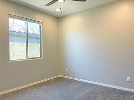 13335 W Red Range Way, Peoria, Az 85383 in Peoria, AZ (Photo 8 of 12)