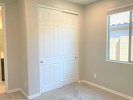 13335 W Red Range Way, Peoria, Az 85383 in Peoria, AZ (Photo 9 of 12)