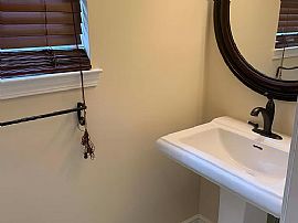 7621 Hitt Rd, Mobile, Al 36695 in Mobile, AL (Photo 7 of 12)