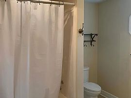 7621 Hitt Rd, Mobile, Al 36695 in Mobile, AL (Photo 9 of 12)