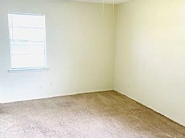 5433 Rolind Dr, Montgomery, Al 36108 in Montgomery, AL (Photo 9 of 11)