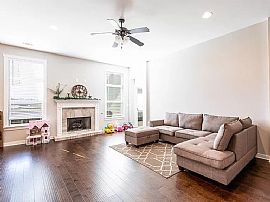 728 Hedgefield Way, Prattville, Al 36066 in Prattville, AL (Photo 5 of 12)