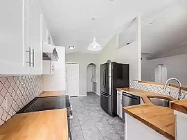 3bd 2ba Dade City, Fl in Dade City, FL (Photo 6 of 12)