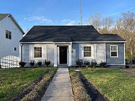 300 Keswick Ave, Charlotte, Nc 28206 Available House For Rent  in Charlotte, NC