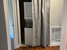 300 Keswick Ave, Charlotte, Nc 28206 Available House For Rent  in Charlotte, NC (Photo 9 of 11)