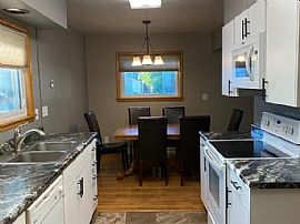 920 College St N, Fargo, Nd 58102 : Great House For Rent in Fargo, ND (Photo 6 of 12)