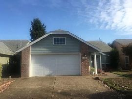 18316 Sw 133rd Ter, tualatin in Tualatin, OR