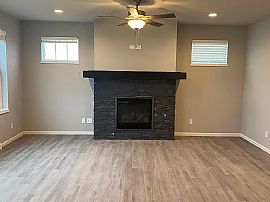 533 Redan Dr, Verona, Wi 53593 in Verona, WI (Photo 4 of 12)