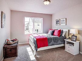 1 Nw Antonio St, Portland, Or 97229 : Spacious 5 Bed House in Portland, OR (Photo 6 of 7)