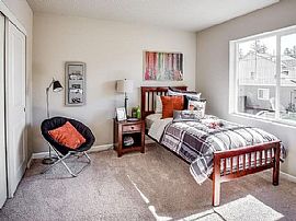 1 Nw Antonio St, Portland, Or 97229 : Spacious 5 Bed House in Portland, OR (Photo 7 of 7)