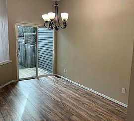 180 D Ave, Lake Oswego, Or 97034 : Nice House For Rent in Lake Oswego, OR (Photo 4 of 8)