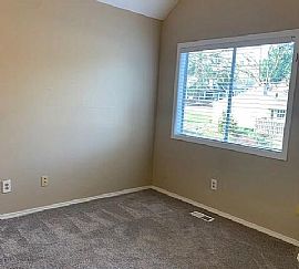 180 D Ave, Lake Oswego, Or 97034 : Nice House For Rent in Lake Oswego, OR (Photo 8 of 8)