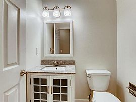 14706 Sw Pinot Ct, Portland, Or 97224 : Nice House For Rent in Portland, OR (Photo 6 of 9)