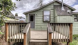 715 Sw 11th St, Corvallis, Or 97333 : Unique 3 Bedroom House  in Corvallis, OR (Photo 2 of 6)