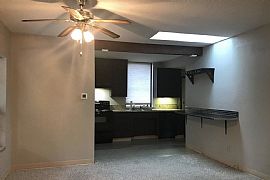 715 Sw 11th St, Corvallis, Or 97333 : Unique 3 Bedroom House  in Corvallis, OR (Photo 4 of 6)