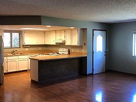 1222 Eugene St, Hood River, Or 97031 . Simple House For Rent in Hood River, OR (Photo 4 of 10)