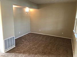 14282 S Princeton Village Way, Clackamas, Or 97015 . Spacious  in Clackamas, OR (Photo 6 of 12)