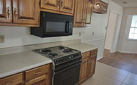 108 Meadow Wood Dr, Daphne, Al 36526 in Daphne, AL (Photo 3 of 11)