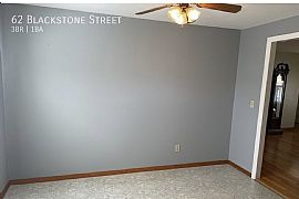 62 Blackstone St, Cumberland, Ri 02864 . Charming House in Cumberland, RI (Photo 4 of 8)