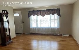 62 Blackstone St, Cumberland, Ri 02864 . Charming House in Cumberland, RI (Photo 5 of 8)