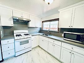 Spectacular 3 Bedroom 1 Bath Home For Rent  in Santa Clara, CA (Photo 2 of 6)