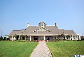 33 Atherton Cir Sw, Huntsville, Al 35824 in Huntsville, AL