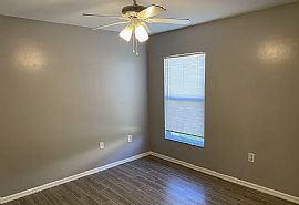 2720 Soaring Hawk Dr, Fort Myers, Fl 33905 in Fort Myers, FL (Photo 5 of 12)