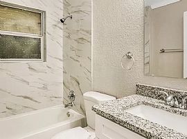 2558 12th Ave S, Saint Petersburg, Fl 33712 in Saint Petersburg, FL (Photo 3 of 12)