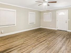 2558 12th Ave S, Saint Petersburg, Fl 33712 in Saint Petersburg, FL (Photo 7 of 12)