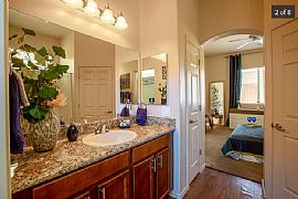 1000 W River Rd, Tucson, Az 85704 Beautiful Home in Tucson, AZ (Photo 2 of 8)