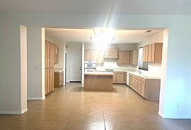 Beautiful 4 Bedroom 2.5 Bath Home For Rent  in Bakersfield, CA