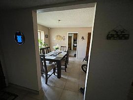 Beautiful 4 Bedroom 2 Bath Home For Rent  in Bakersfield, CA (Photo 2 of 6)