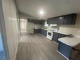 4921 Old Augusta Rd, Greenville, Sc 29605 . Lovely House in Greenville, SC (Photo 5 of 11)