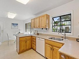  Beautiful 3 Bedroom 2 Bath Home For Rent in Belmont, CA